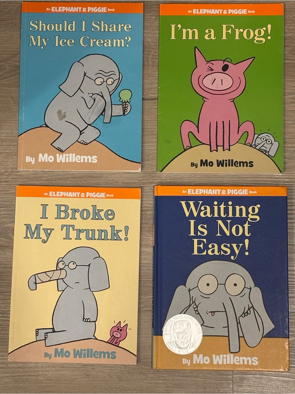 Set of 4 Mo Willems Elephant and Piggie Books